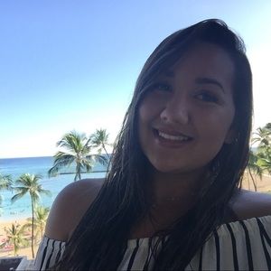 Meet your Posher, Taylor